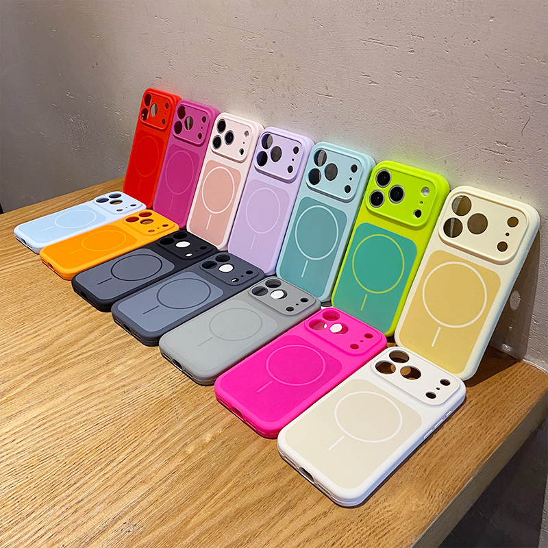 Etui z płynnego silikonu w sty – Liquid Silicone Magnetic Phone Case recenzja i cena